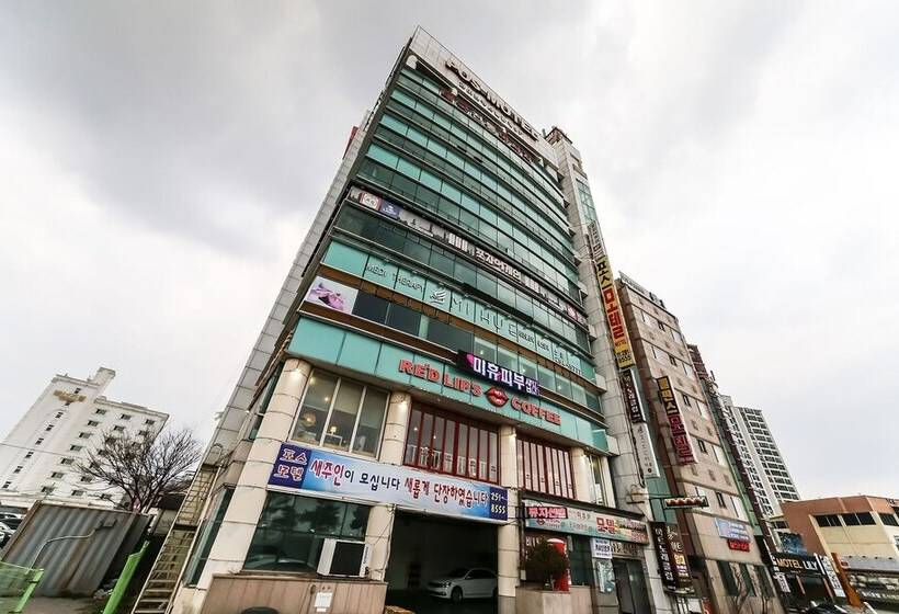 בית מלון כפרי Pohang Yeongildae Force