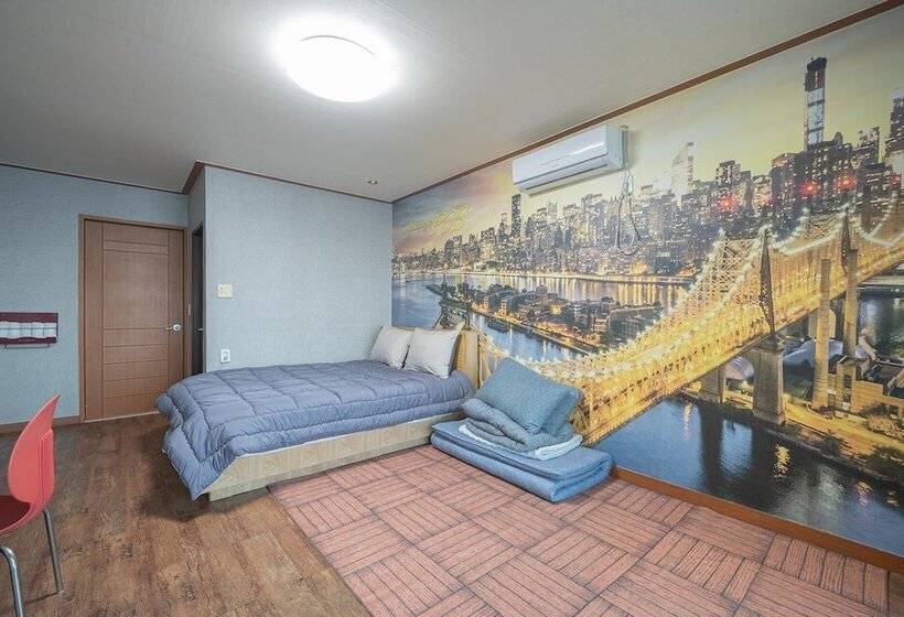 בית מלון כפרי Pohang Yeongildae Force