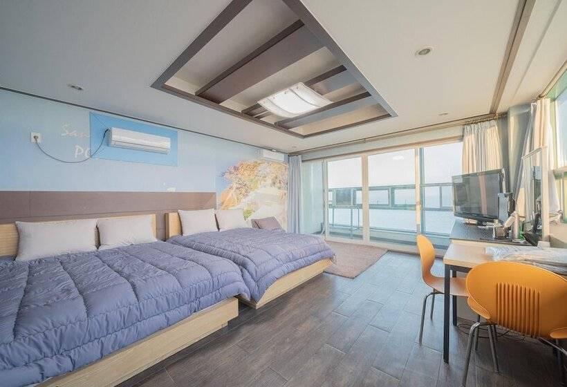 בית מלון כפרי Pohang Yeongildae Force