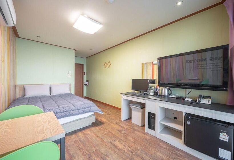 בית מלון כפרי Pohang Yeongildae Force