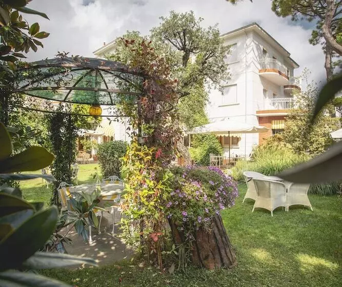 Hotelli Villa Arizona