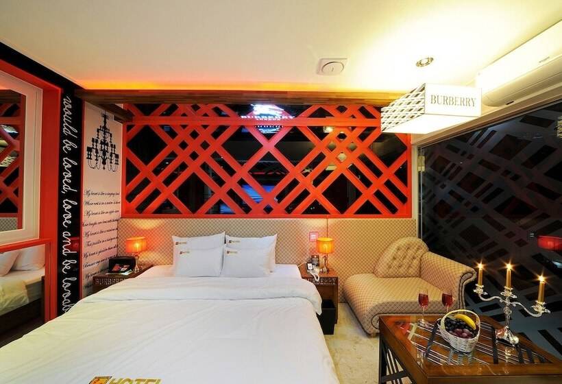 Hotel Yeongdeok Ganggu Prot Myeongpum