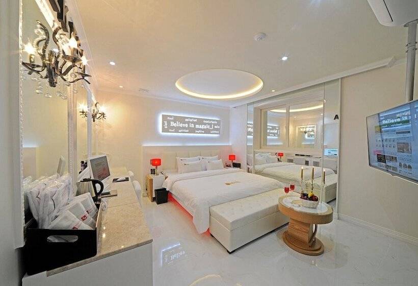 Hotel Yeongdeok Ganggu Prot Myeongpum