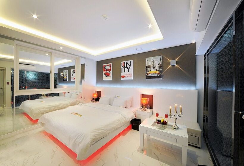 Hotel Yeongdeok Ganggu Prot Myeongpum