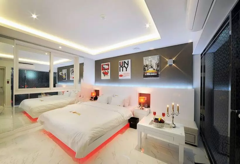Hotelli Yeongdeok Ganggu Prot Myeongpum