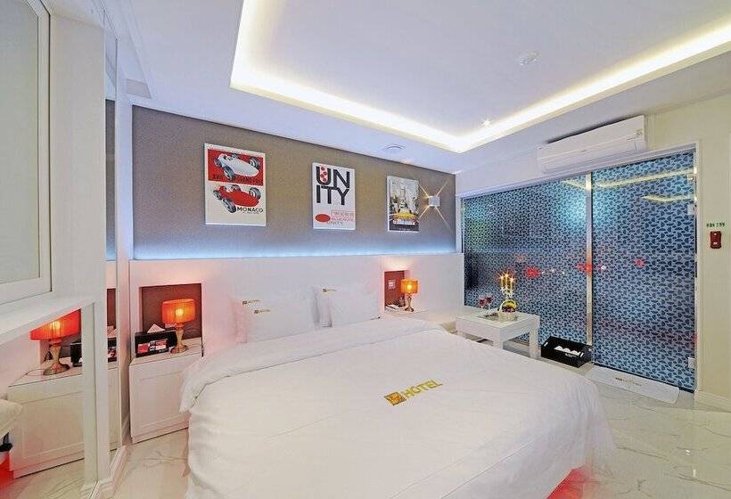 Hotel Yeongdeok Ganggu Prot Myeongpum