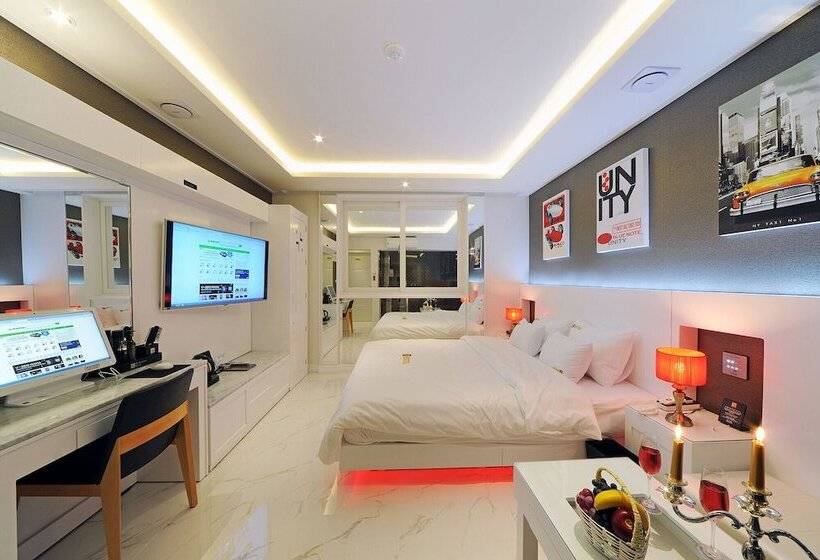 Hotel Yeongdeok Ganggu Prot Myeongpum