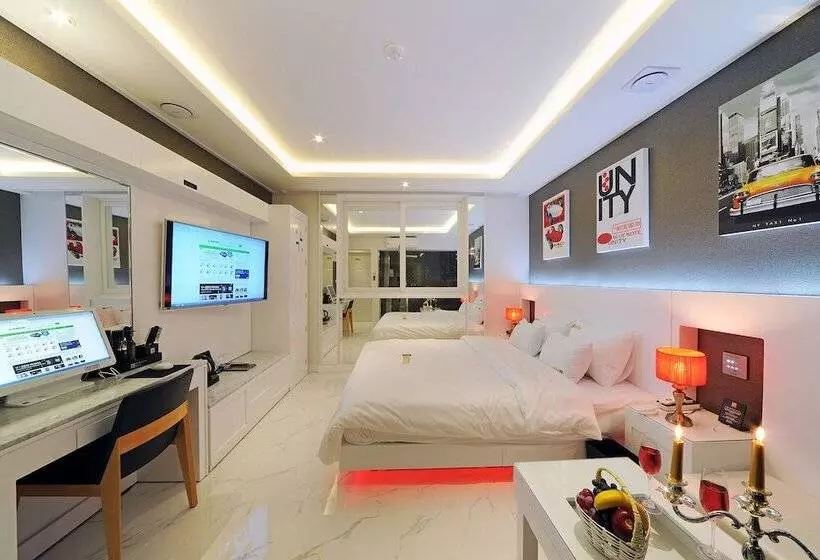 Hotelli Yeongdeok Ganggu Prot Myeongpum