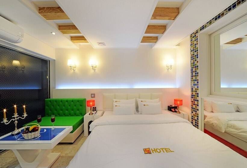 Hotel Yeongdeok Ganggu Prot Myeongpum