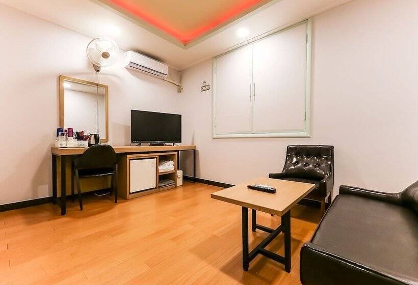 Motel Boryeong Sinboryeong Biztown