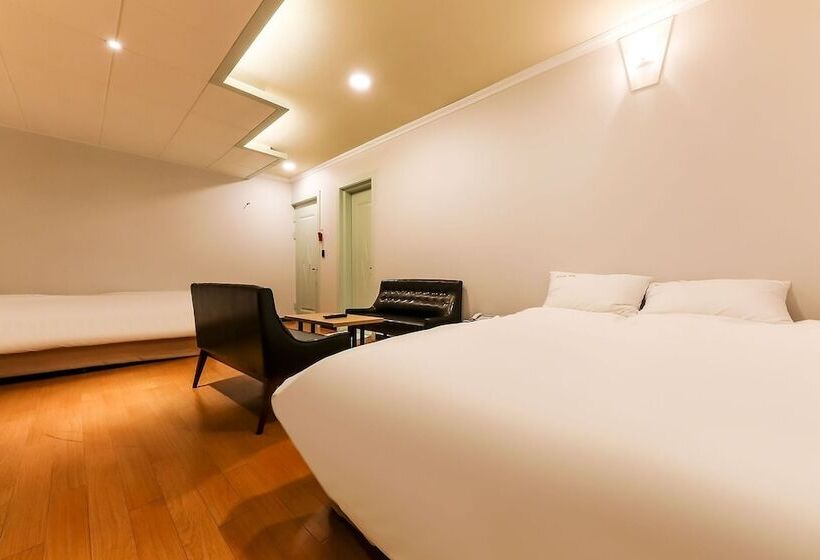 Motel Boryeong Sinboryeong Biztown