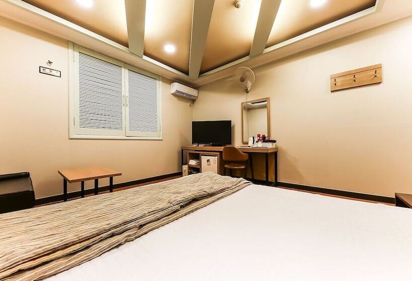 Motel Boryeong Sinboryeong Biztown