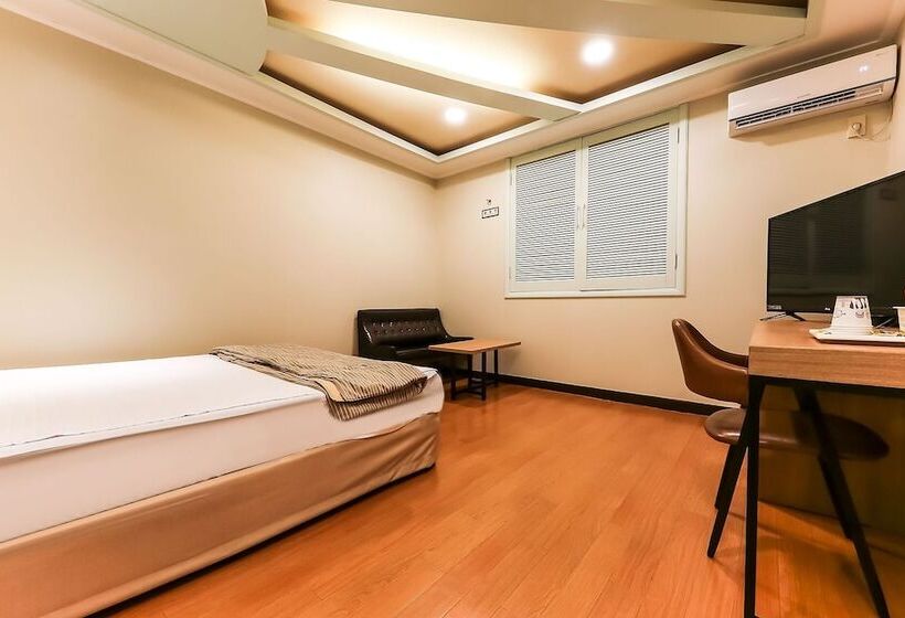 Motel Boryeong Sinboryeong Biztown