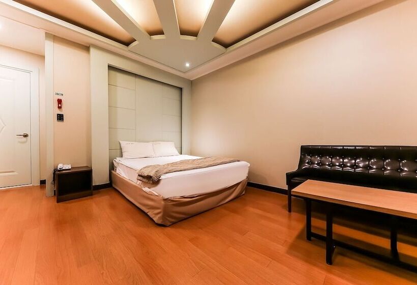 Motel Boryeong Sinboryeong Biztown