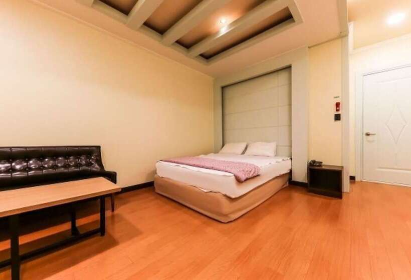 Motel Boryeong Sinboryeong Biztown