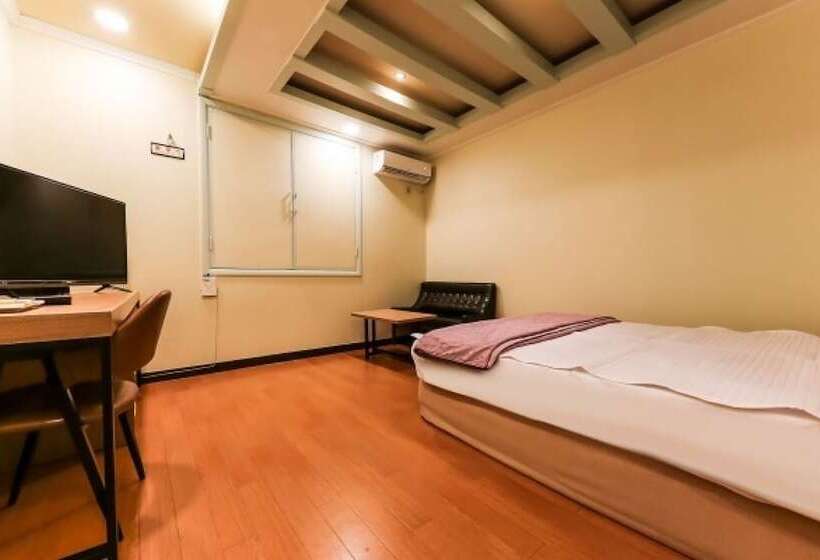 Motel Boryeong Sinboryeong Biztown