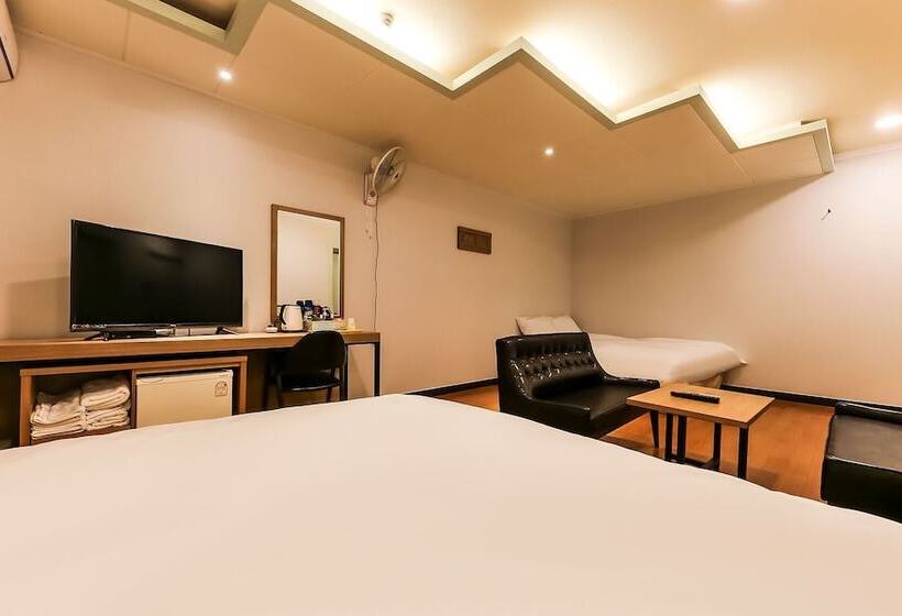 Motel Boryeong Sinboryeong Biztown