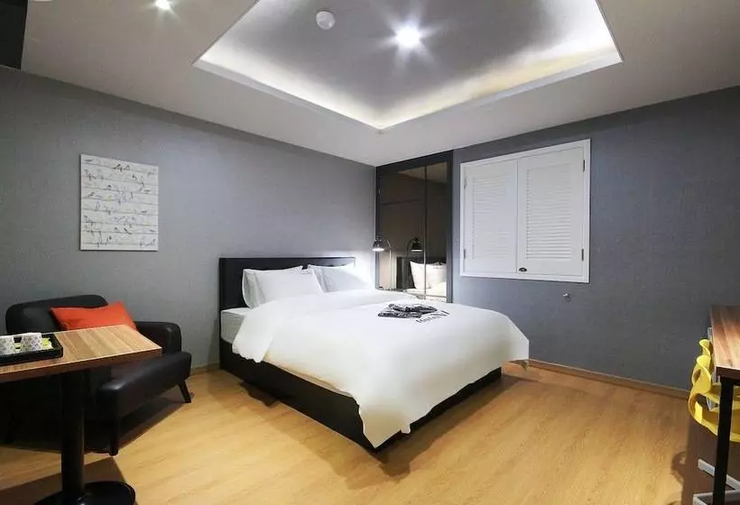 Suncheon Hotel V7