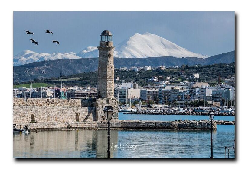 Casa Moazzo Suites And Apartments