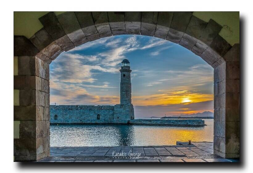 Casa Moazzo Suites And Apartments