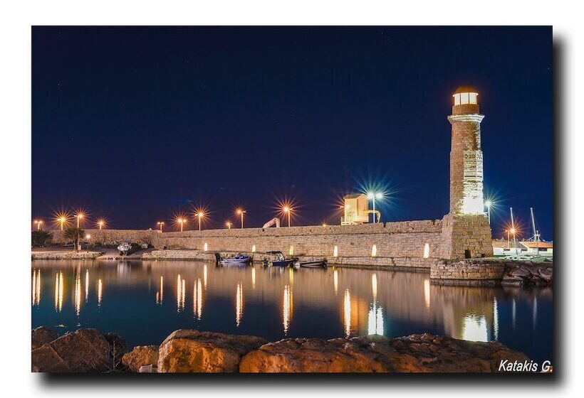 Casa Moazzo Suites And Apartments