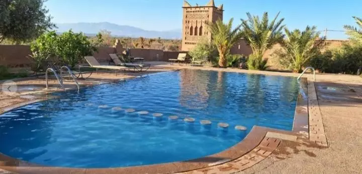 مسافرخانه Auberge Famille Benmoro