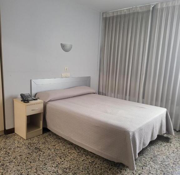 Отель Cogullada