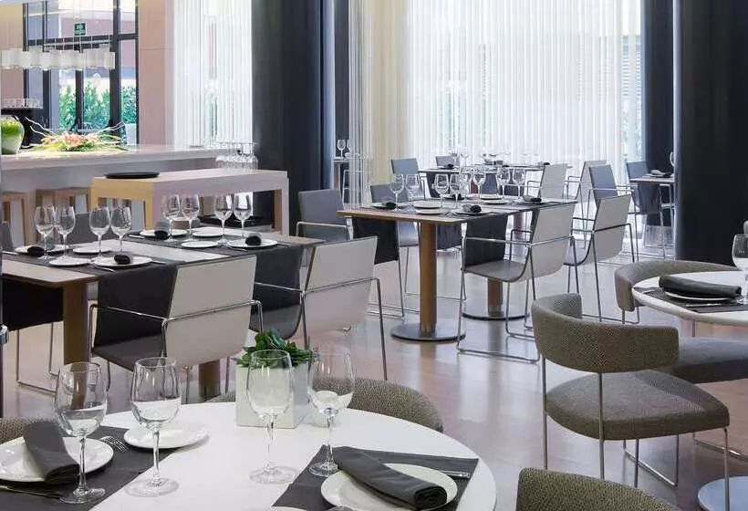 Doubletree By Hilton Hotel Girona