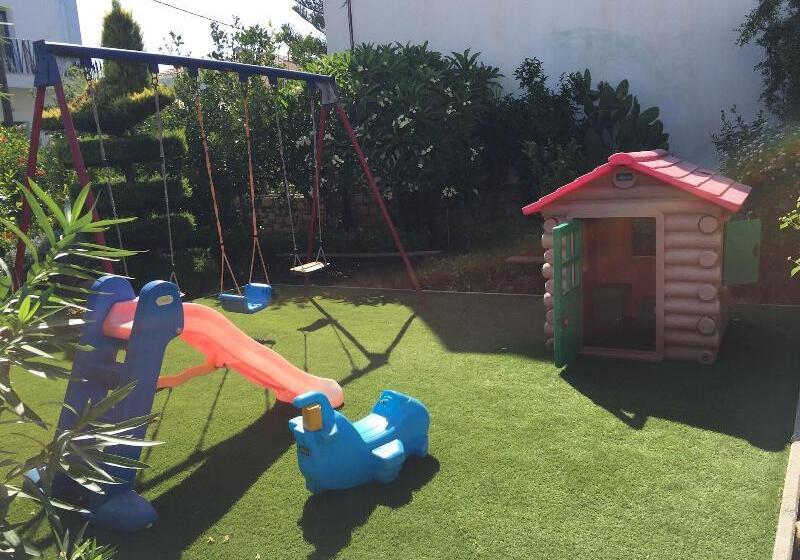 ホテル Evdokia Apartments