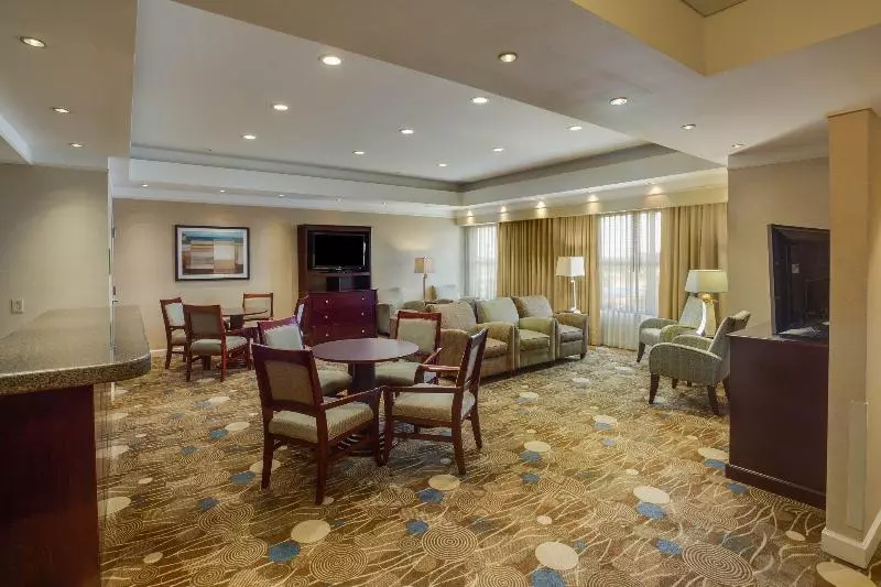 هتل Holiday Inn Baton Rouge College Drive I 10, An Ihg