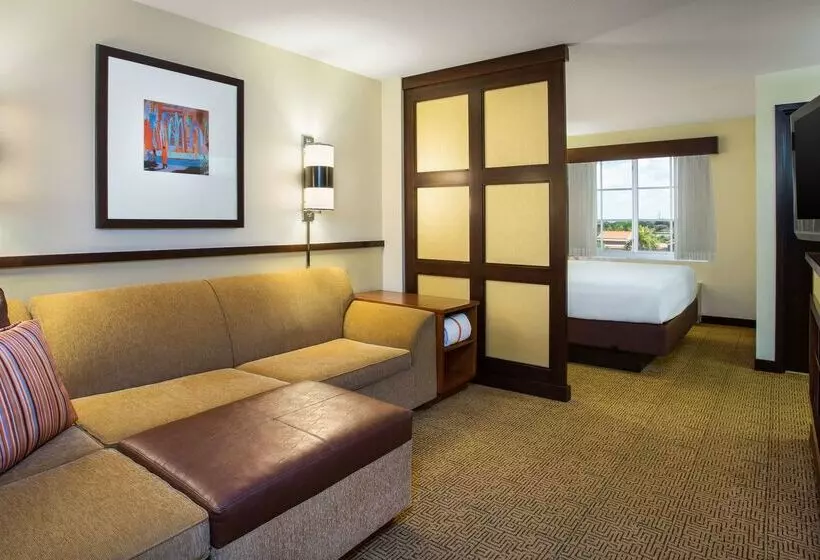 فندق Hyatt Place Coconut Point