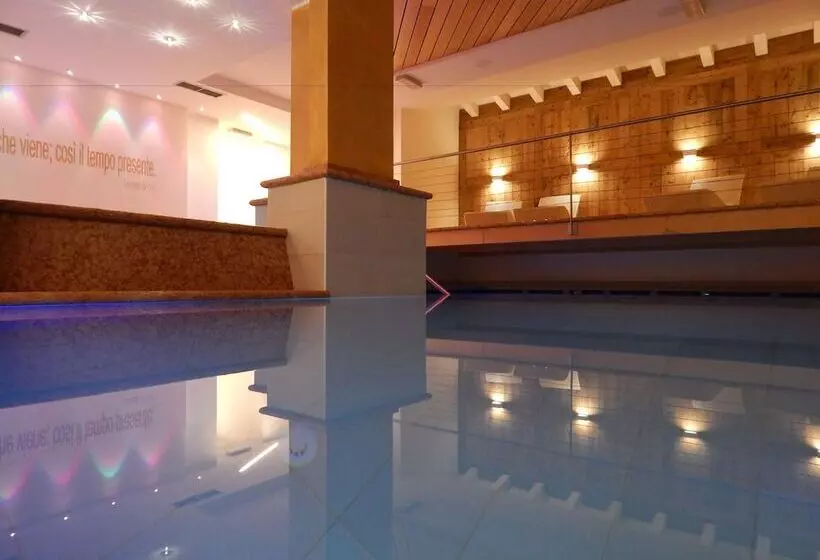 בית מלון כפרי Ideal