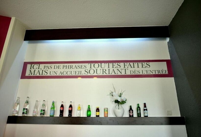 ホテル Inn Chambery