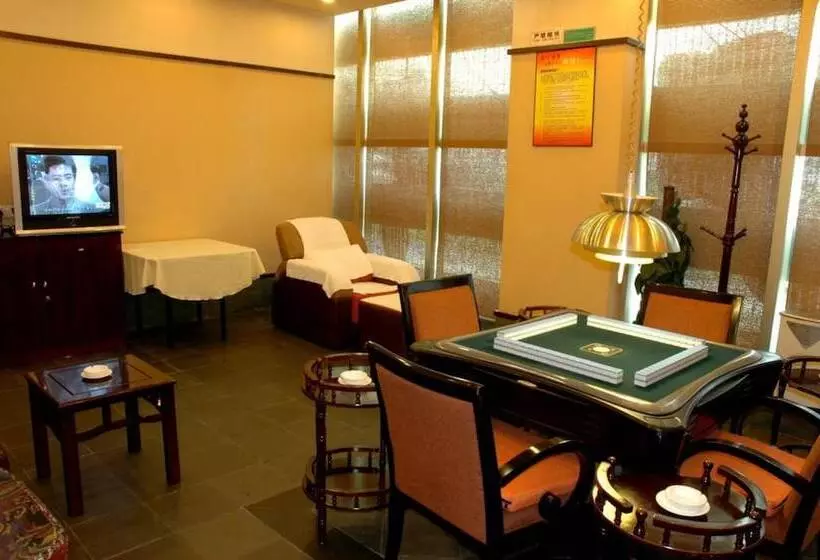 Lifu Hotel   Huang Pu Road Run Du