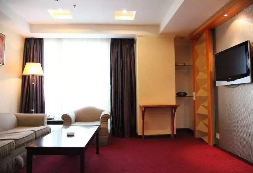 Lifu Hotel   Huang Pu Road Run Du