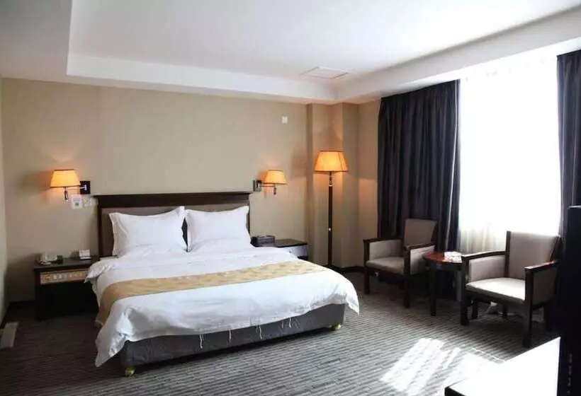 Lifu Hotel   Huang Pu Road Run Du