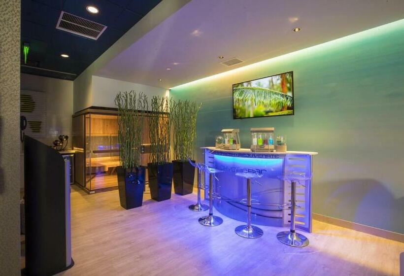 فندق Sheraton Niagara Falls