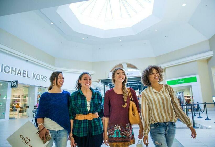 فندق Sheraton Niagara Falls