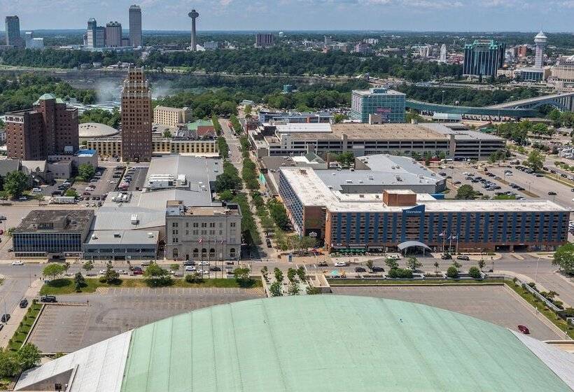 فندق Sheraton Niagara Falls