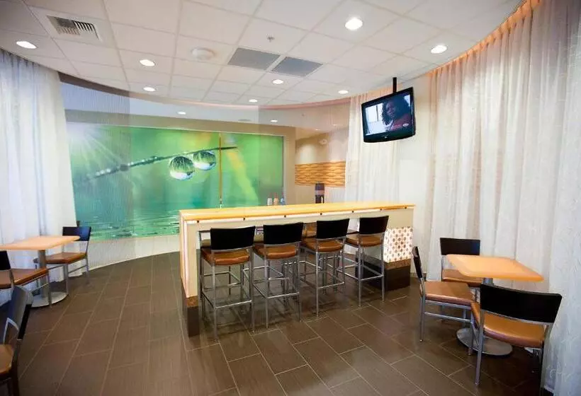 هتل Springhill Suites Wenatchee