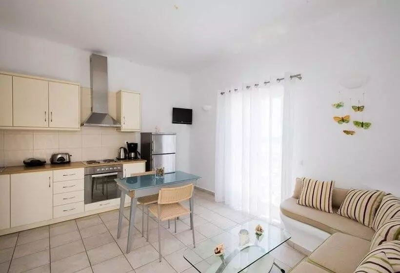 ホテル Villa Nireas