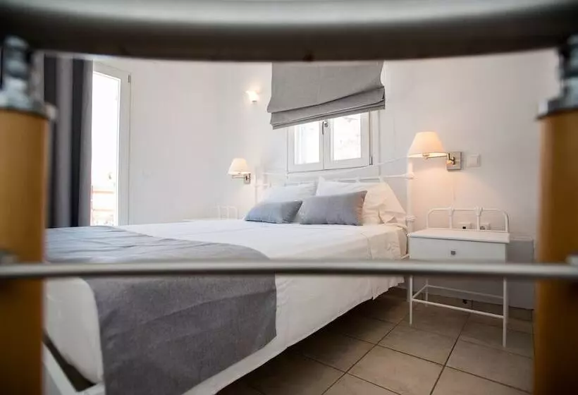 ホテル Villa Nireas