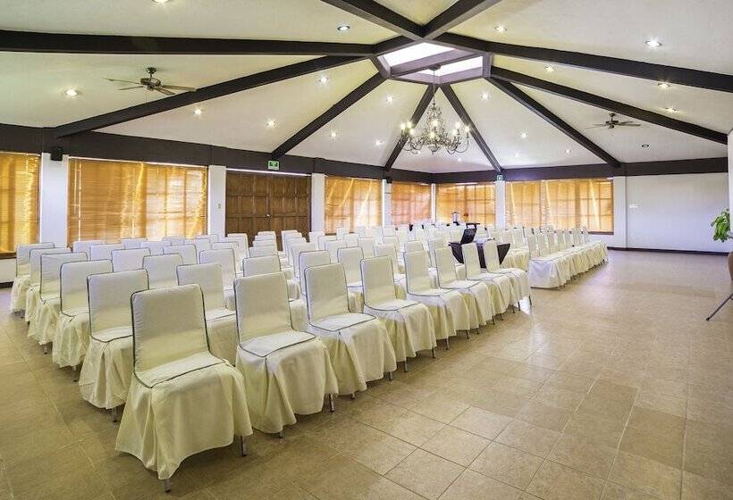 Villas Del Sol Hotel & Bungalows