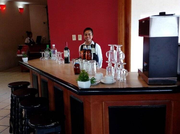 Villas Del Sol Hotel & Bungalows