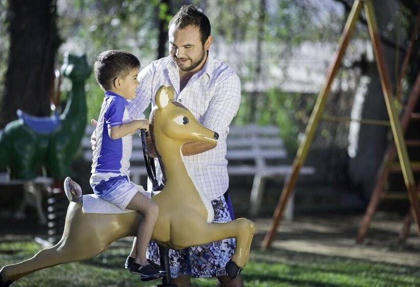 Villas Del Sol Hotel & Bungalows