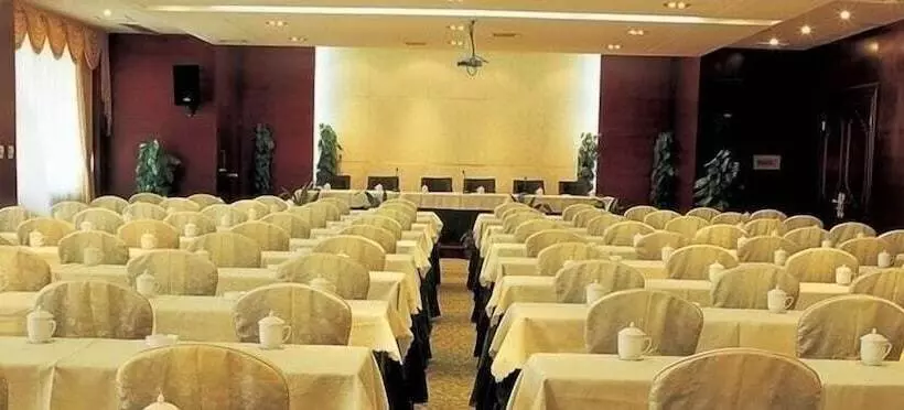 ホテル Ying Ge Hai Holiday