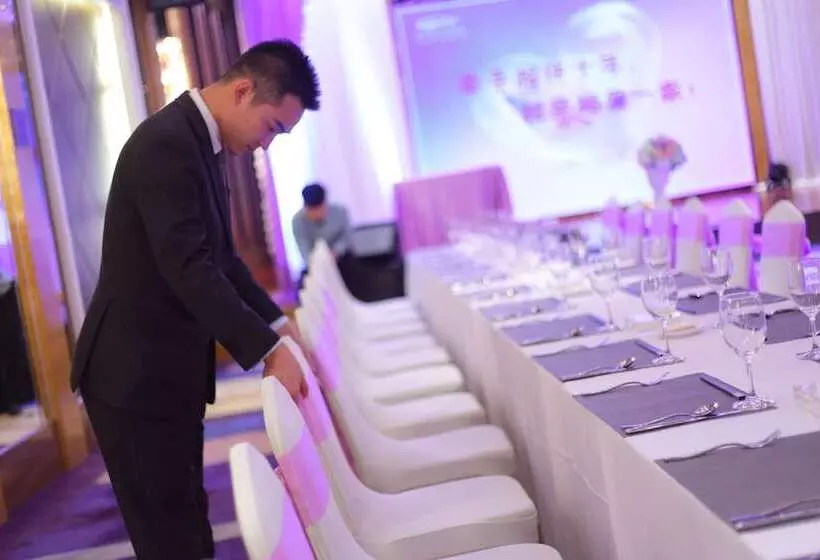 Zhuhai Charming Holiday Hotel Free Welcome Fruit Plate