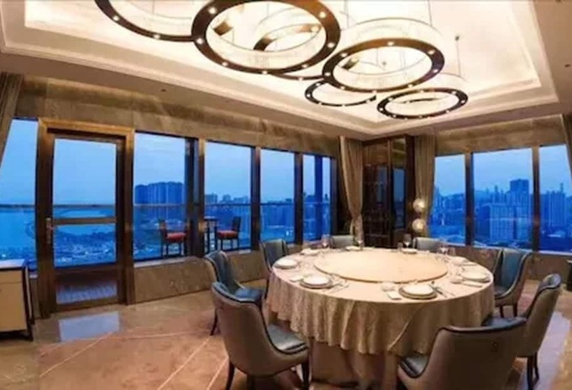 Zhuhai Charming Holiday Hotel Free Welcome Fruit Plate