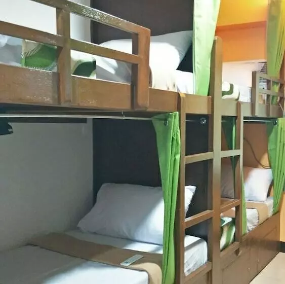 Recson Coron Hostel