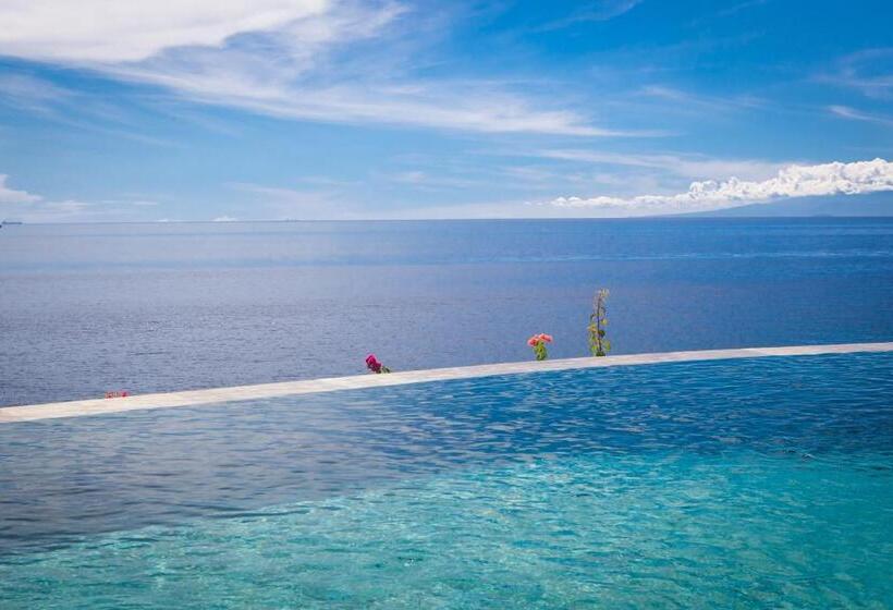 Blue Moon Villas Resort